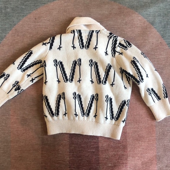 Monica + Andy 18-24m "M" Cardigan - Picture 5 of 6